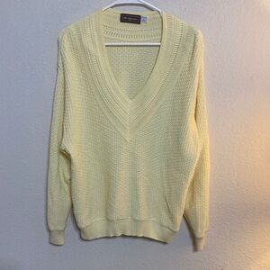 Vintage Woolf Brothers Classic V-Neck Knit Sweater - Pale Yellow